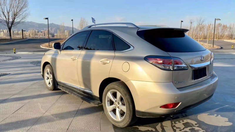 保定14年雷克萨斯RX4