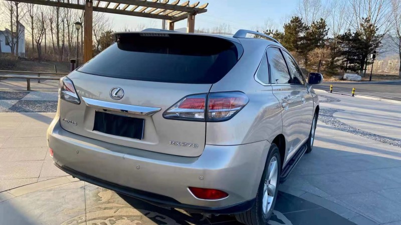 保定14年雷克萨斯RX5