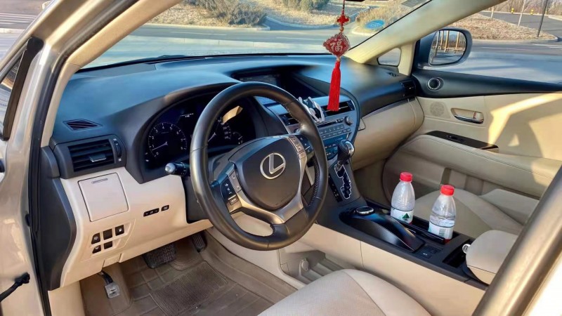 保定14年雷克萨斯RX8