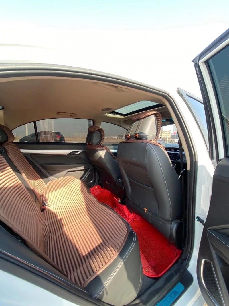 太原19年吉利帝豪6