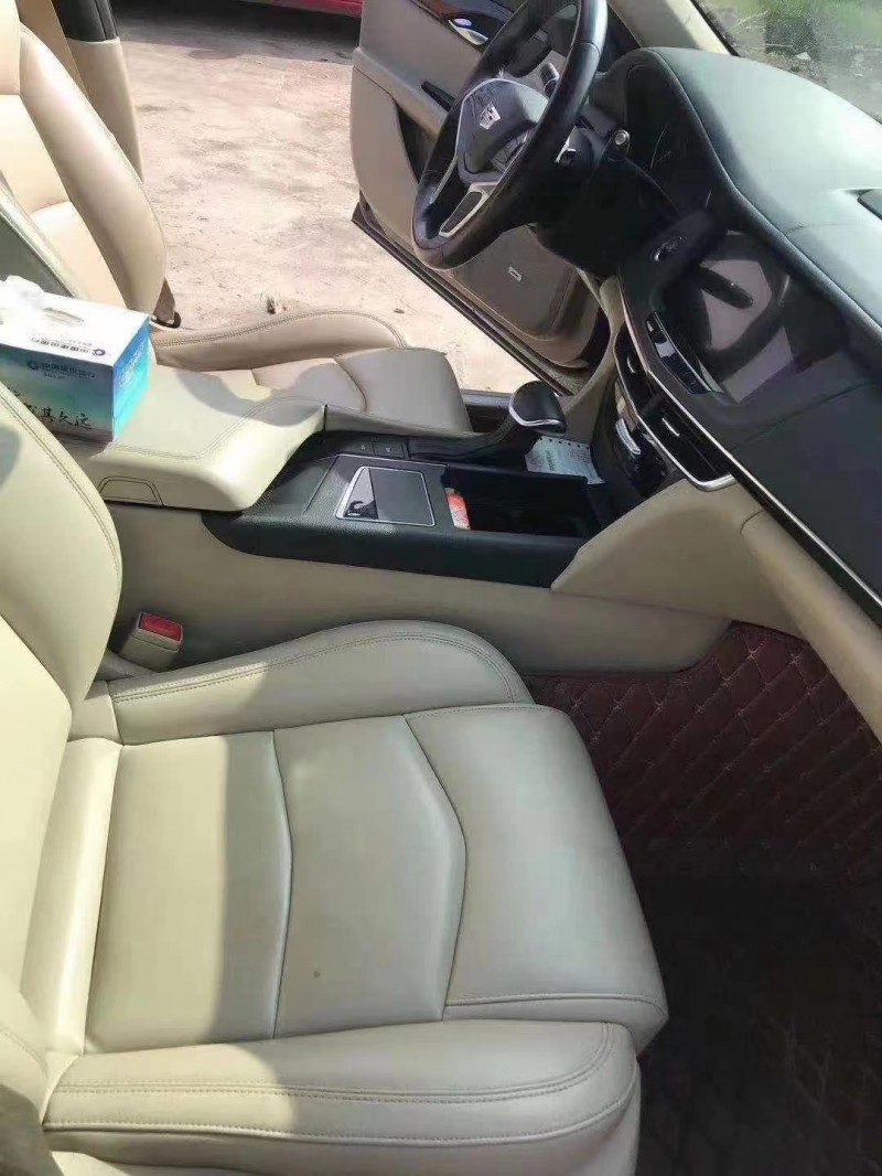 北京17年凯迪拉克CT68