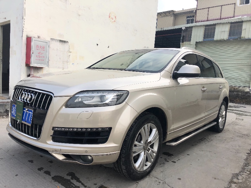 深圳12年奥迪Q78