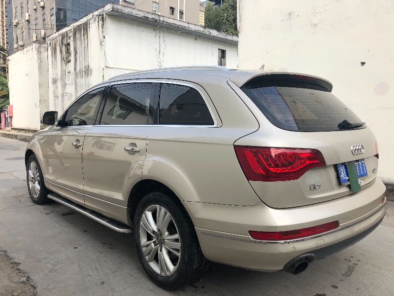 深圳12年奥迪Q71