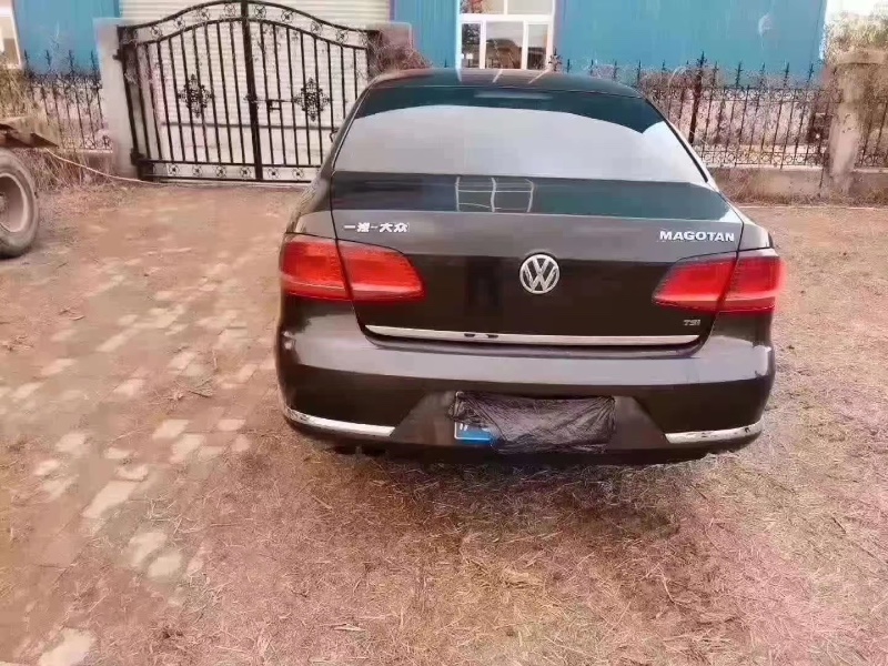 保定13年大众迈腾4