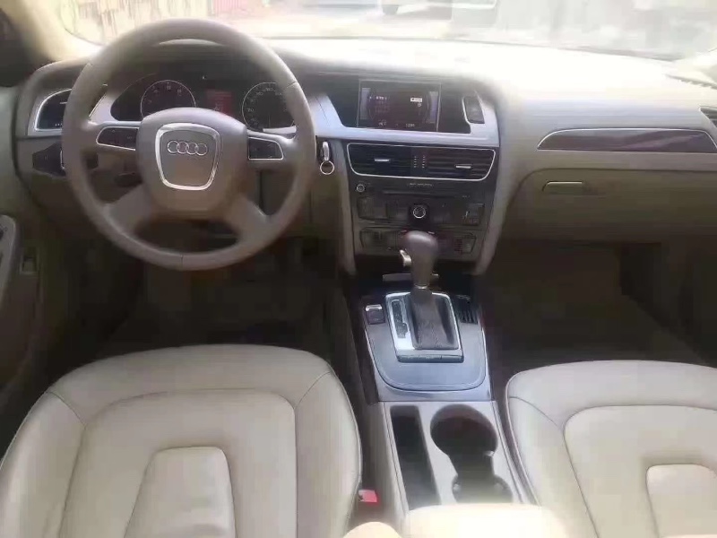 保定11年奥迪A4L3