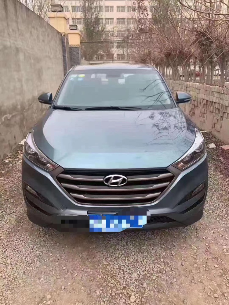 保定16年现代途胜1