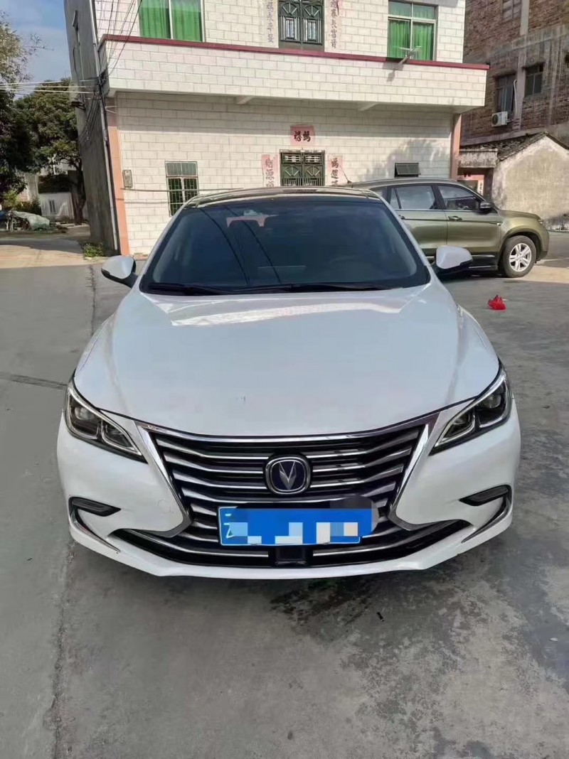 韶關18年長安汽車睿騁CC1