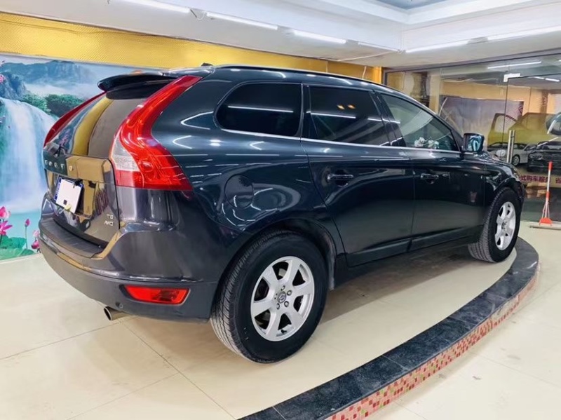 东莞10年沃尔沃XC602
