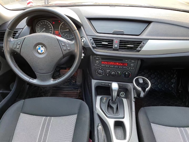 中山12年宝马X16