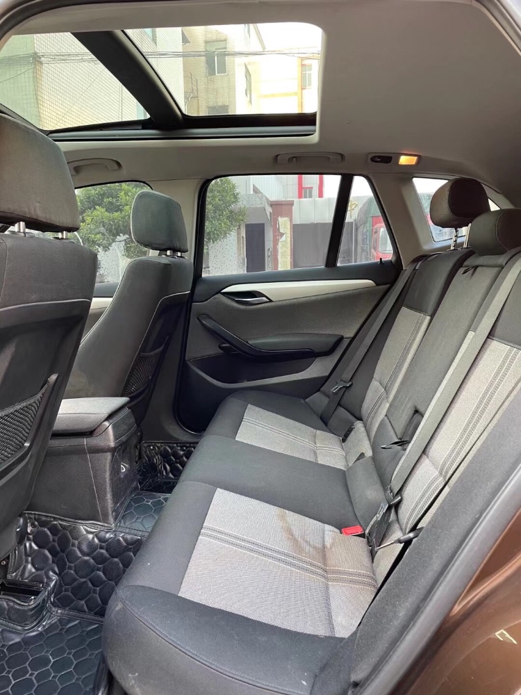 中山12年宝马X15