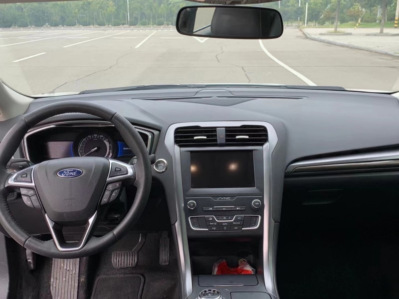 济宁20年福特蒙迪欧7