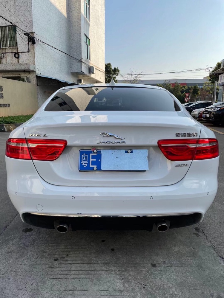 中山19年捷豹XE6