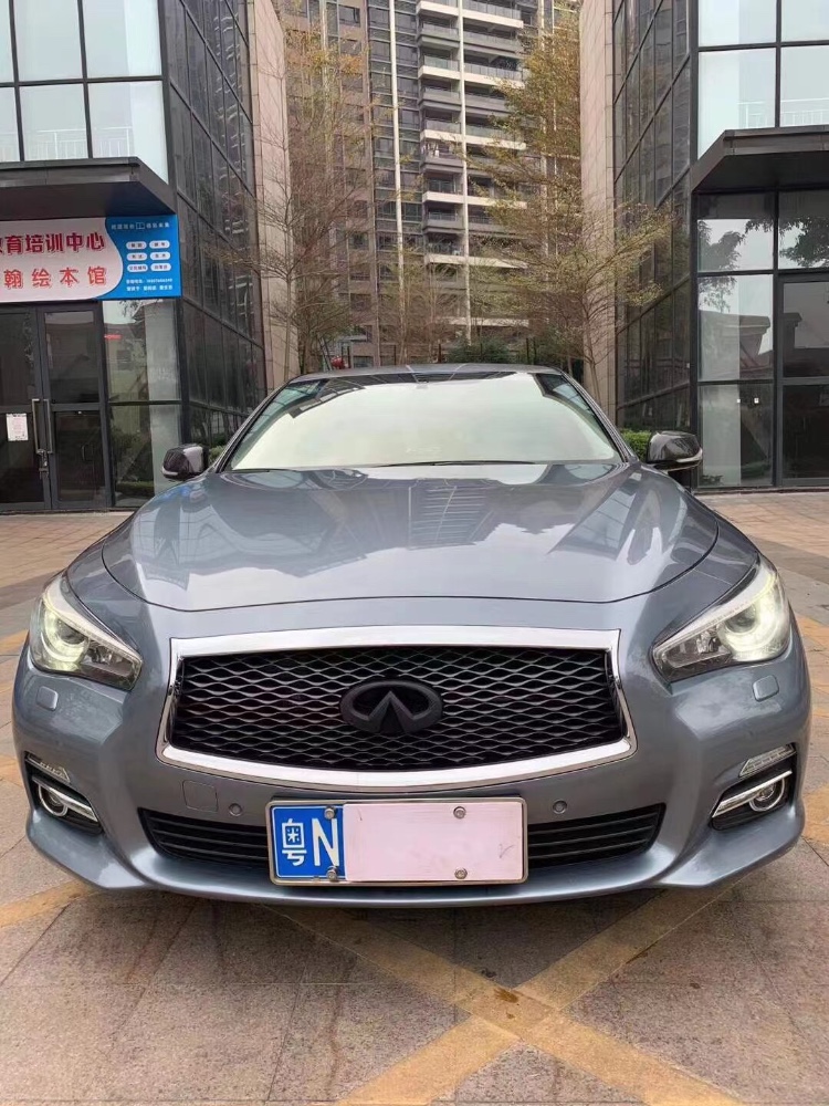 中山17年英菲尼迪Q50L1
