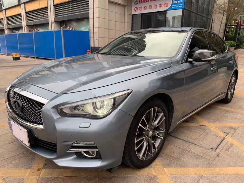 中山17年英菲尼迪Q50L2