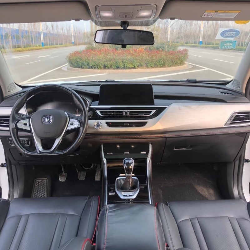 北京20年长安汽车CS758