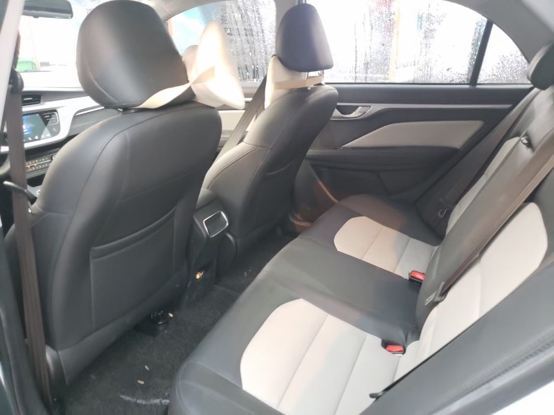 广州20年吉利帝豪6