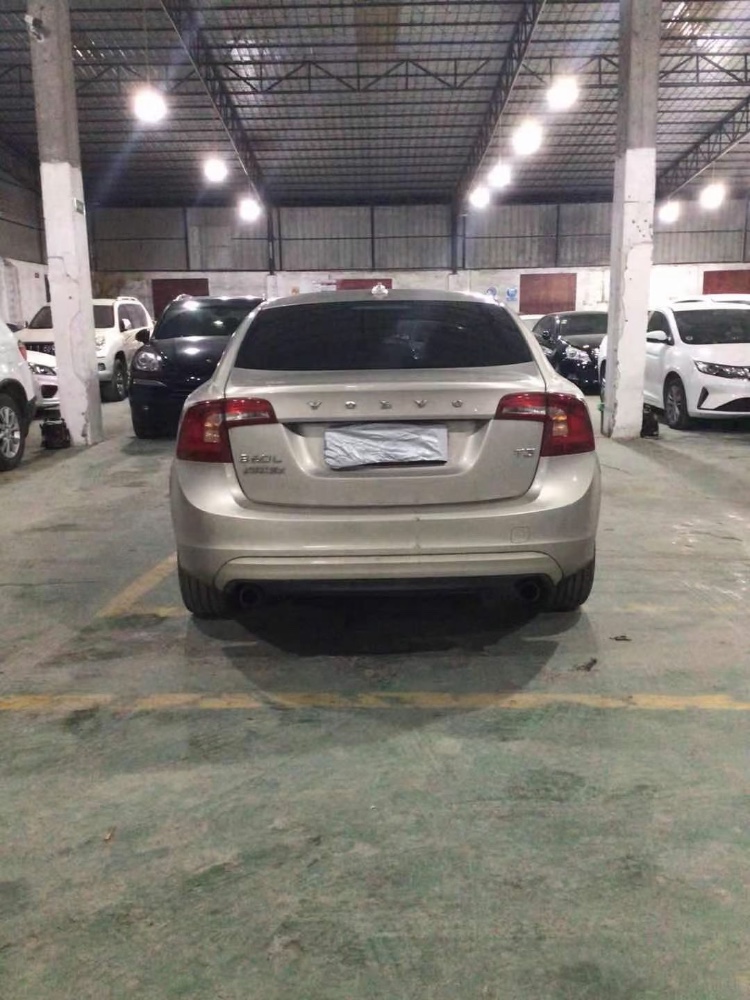 广州17年沃尔沃S60L1