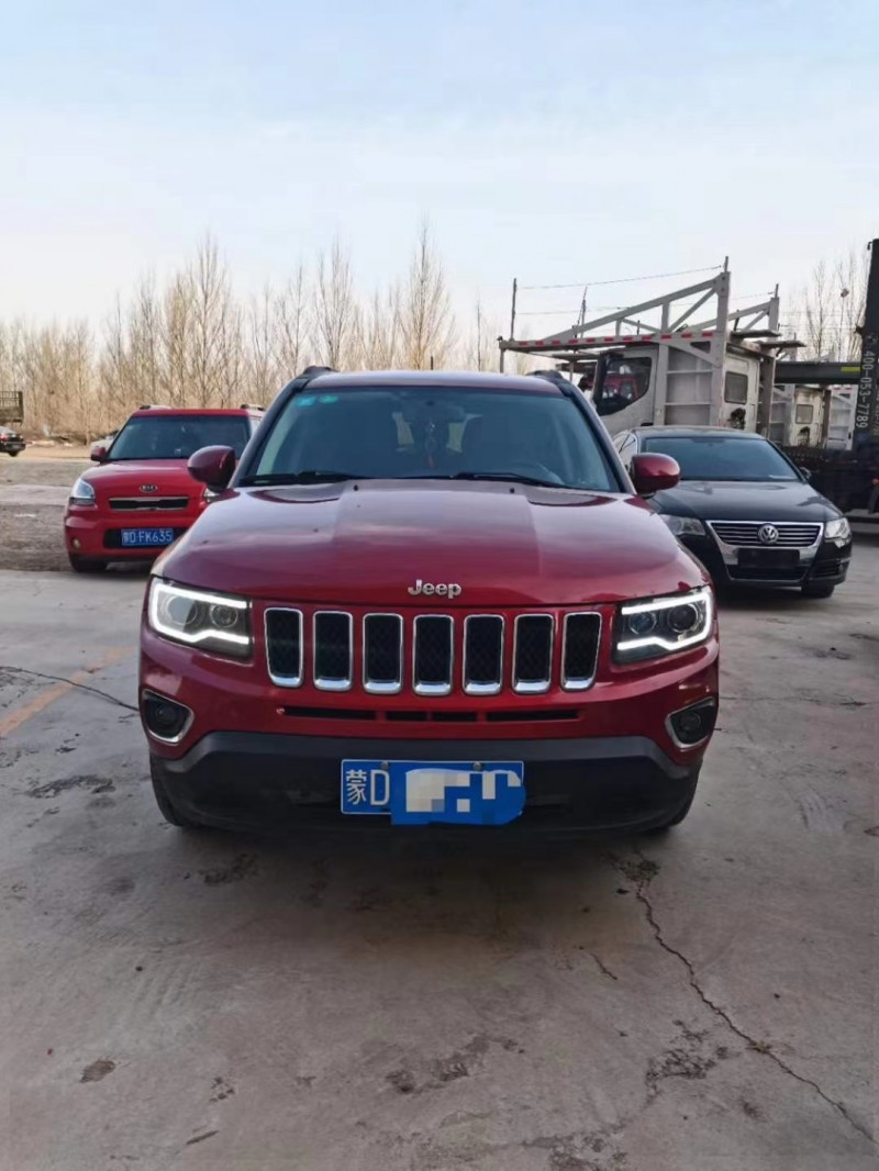 赤峰15年Jeep指南者1