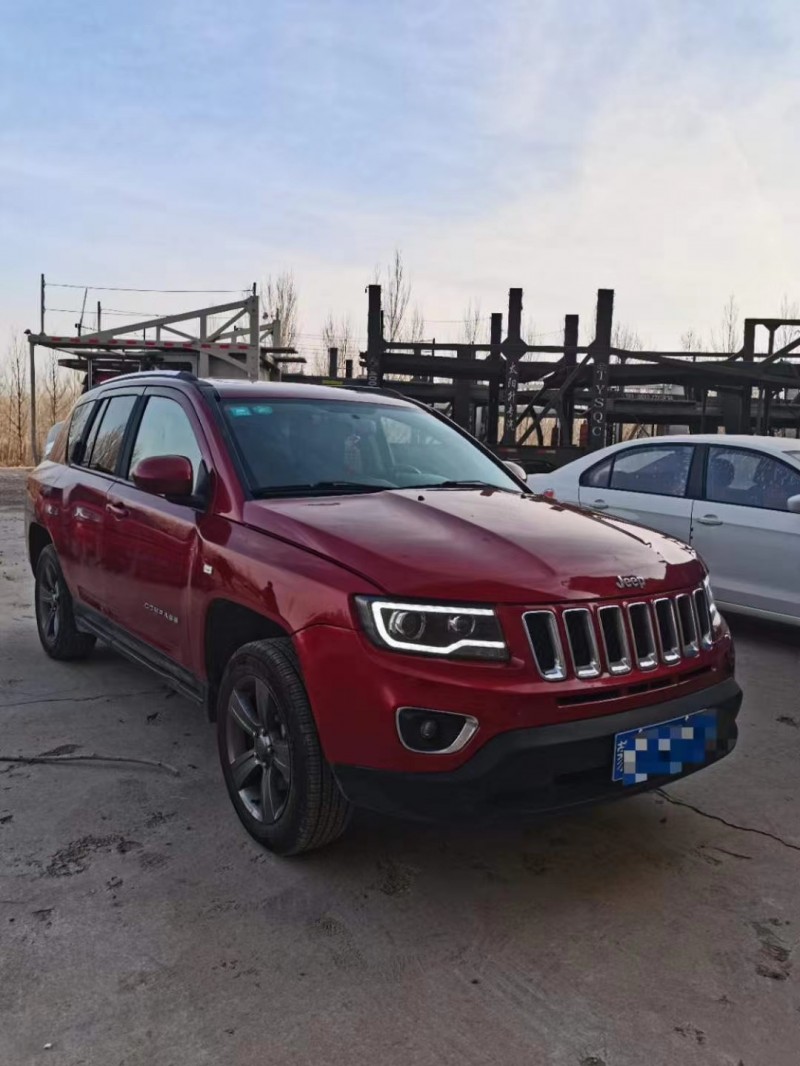 赤峰15年Jeep指南者3