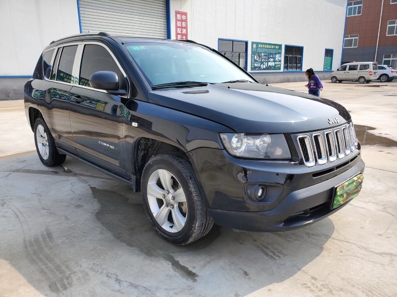 濟南15年Jeep指南者2