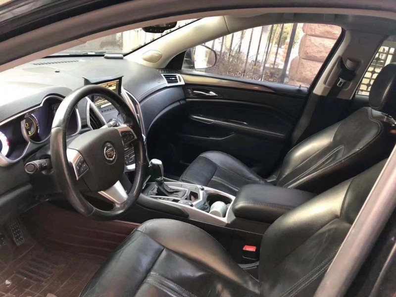 潍坊12年凯迪拉克SRX4