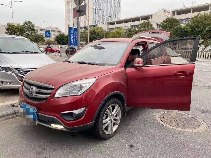 中山16年长安汽车CS352