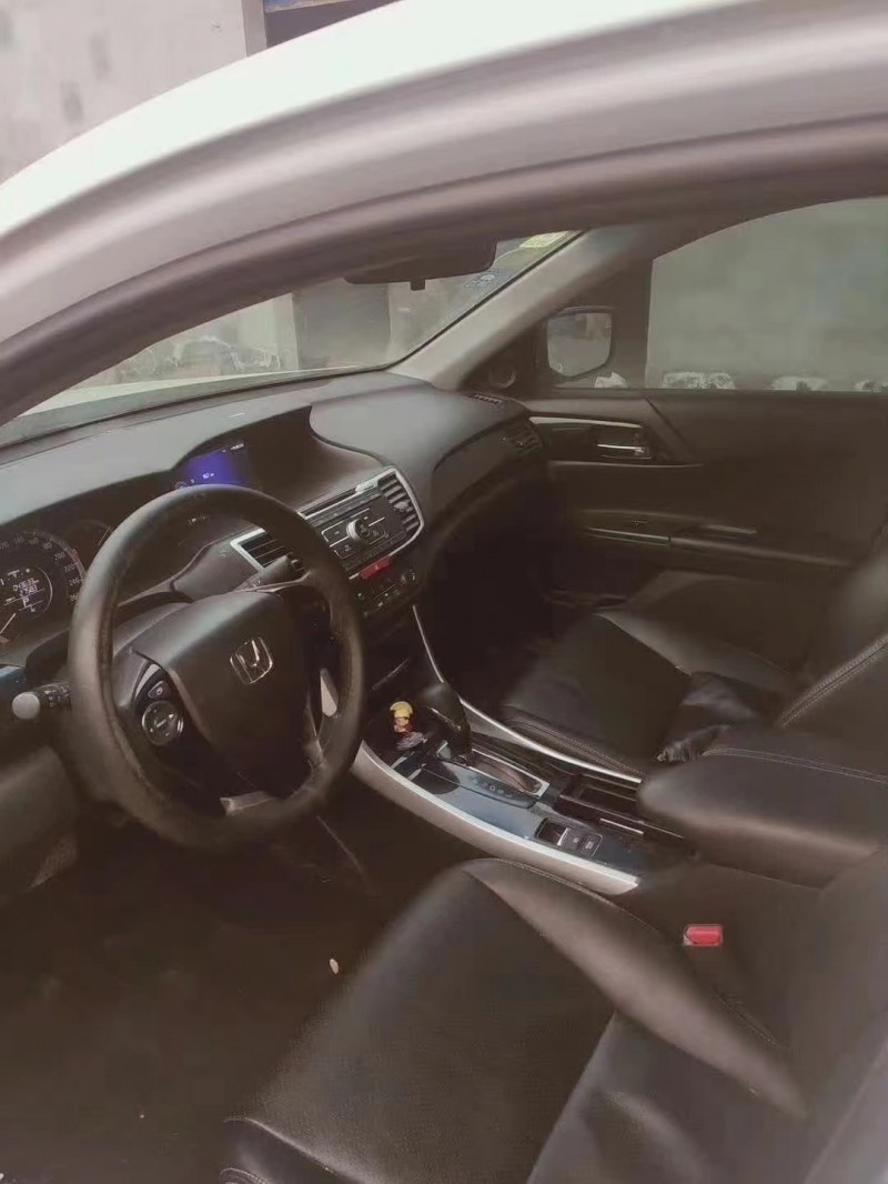 淄博16年本田雅阁5