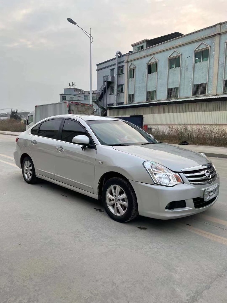 东莞18年日产轩逸4