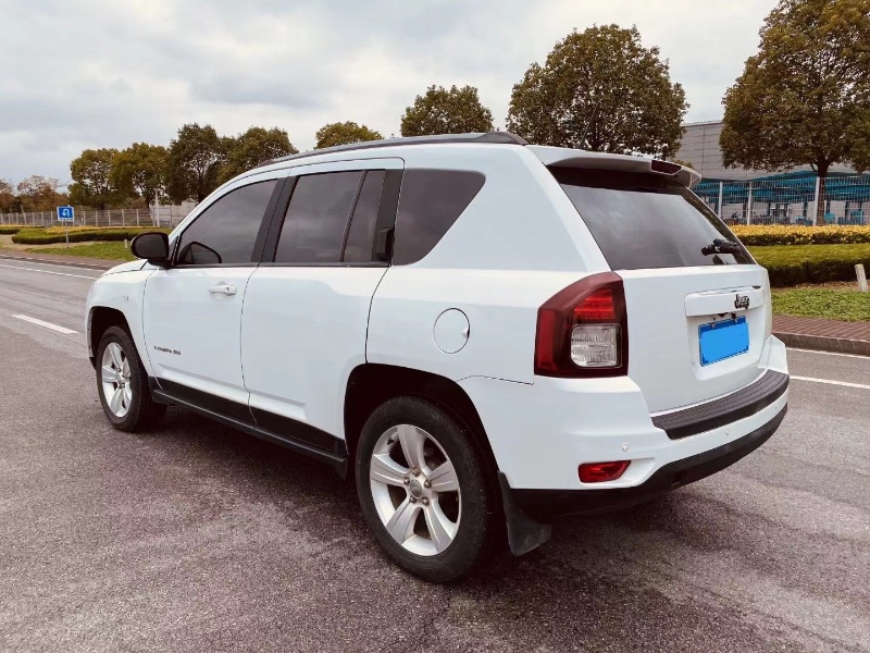 嘉興15年Jeep指南者2
