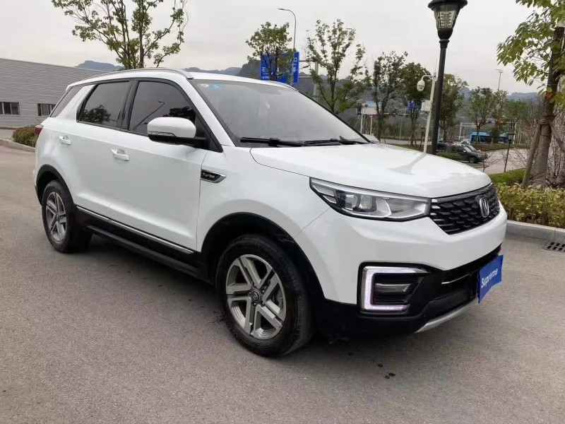 重慶19年長安汽車CS552