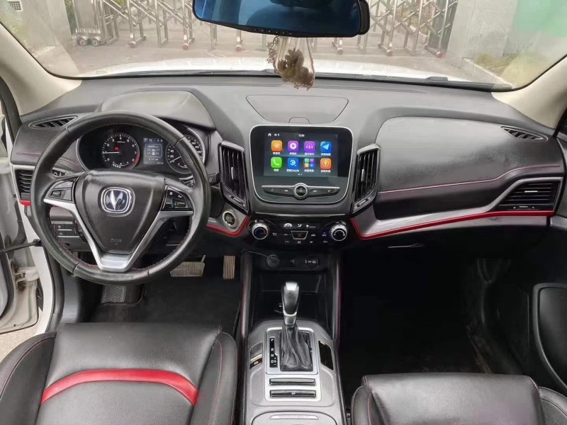 重慶19年長安汽車CS556