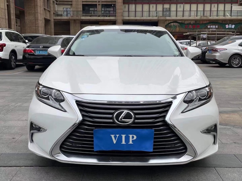 佛山18年雷克萨斯ES1