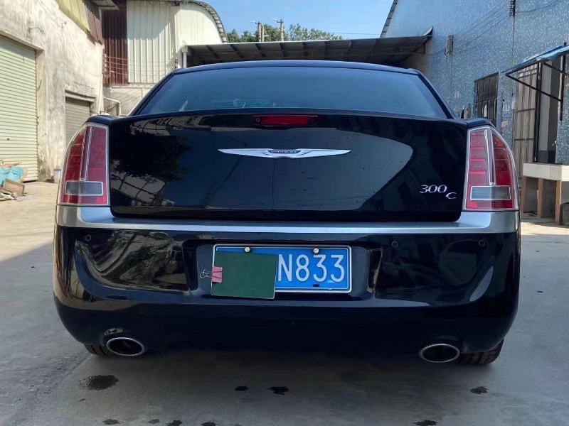 珠海12年克萊斯勒300C2
