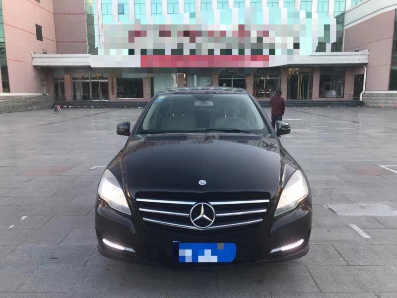 潍坊10年奔驰R8