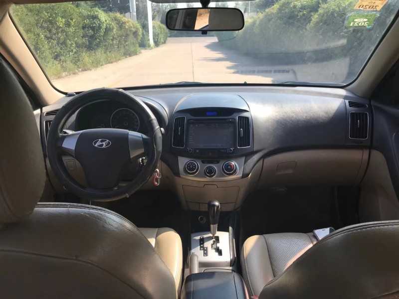 潍坊14年现代悦动5