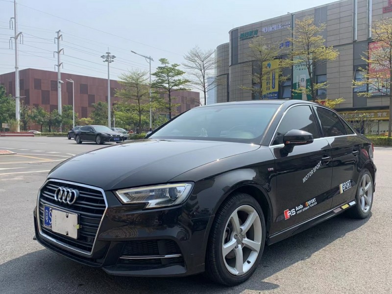 广州18年奥迪A33