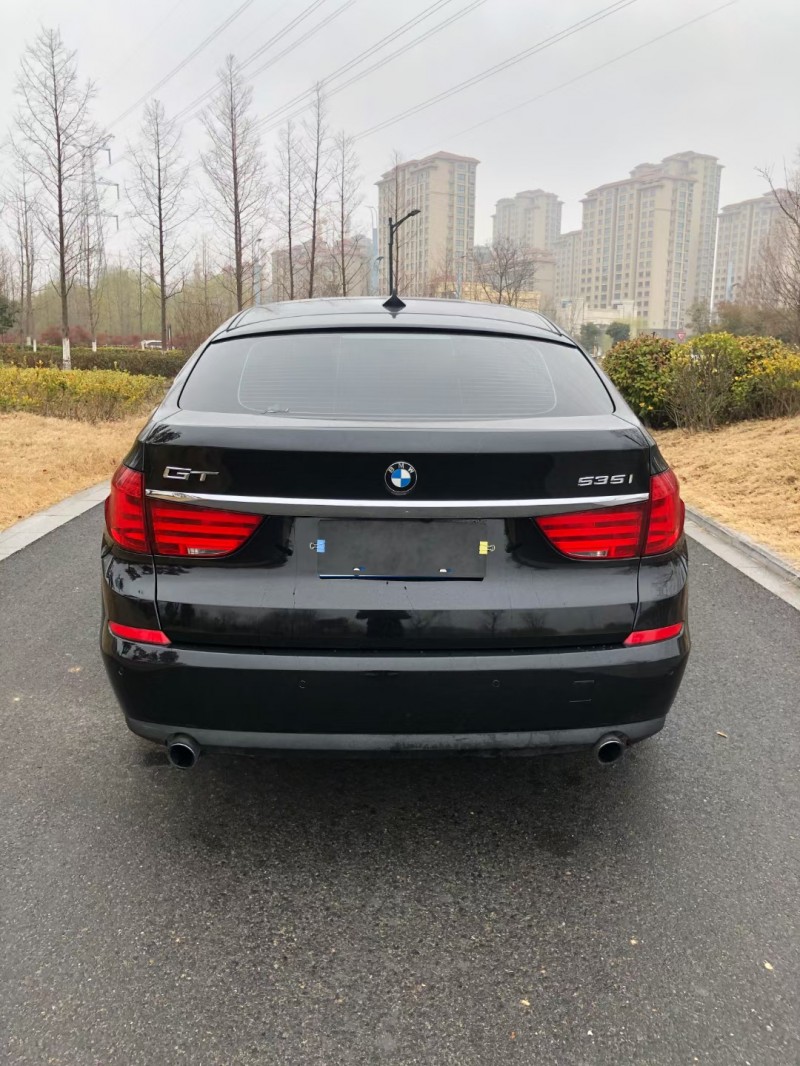 徐州10年宝马5系GT5