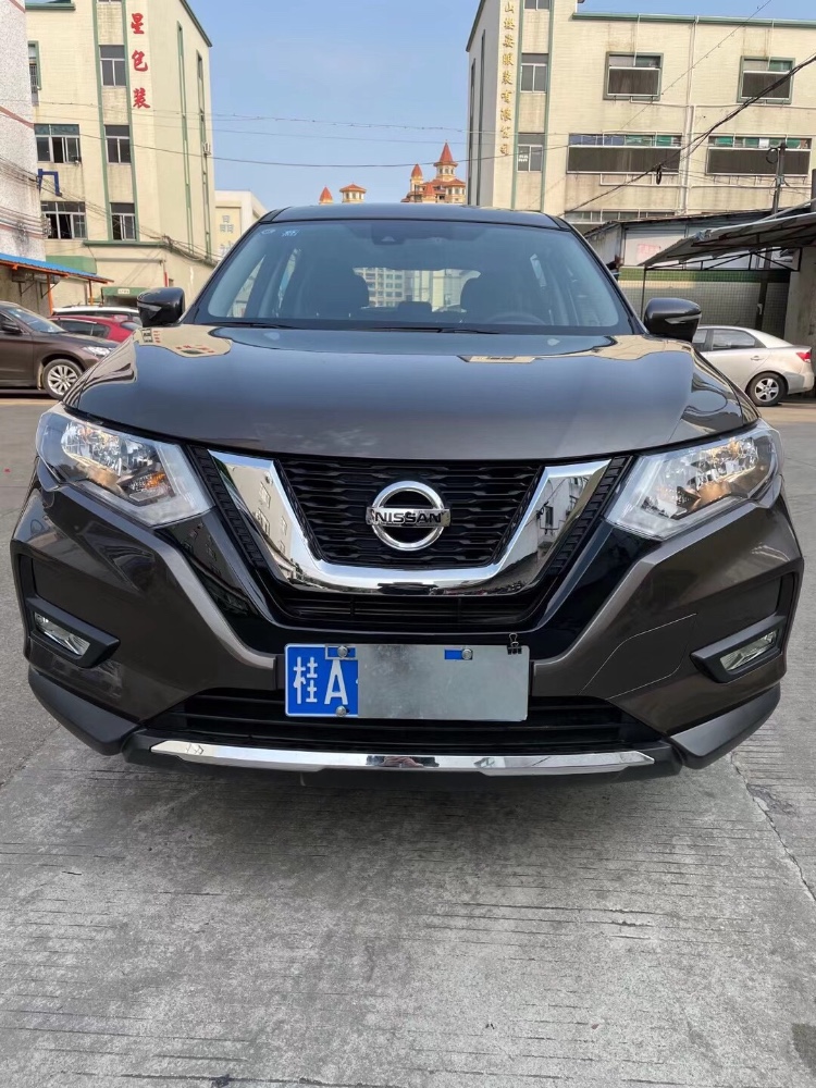 中山20年日产奇骏1