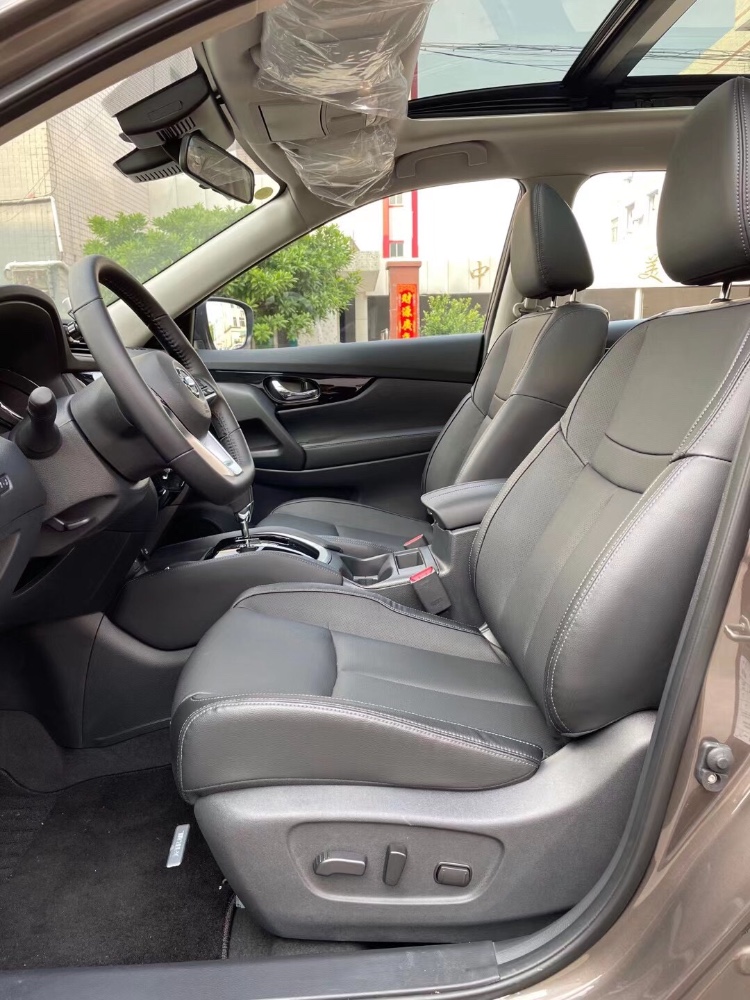 中山20年日产奇骏7