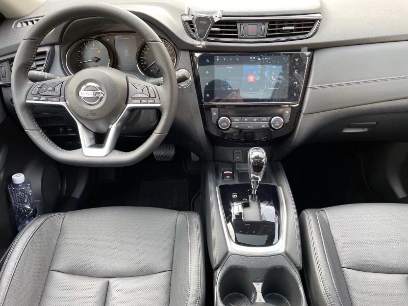 中山20年日产奇骏6