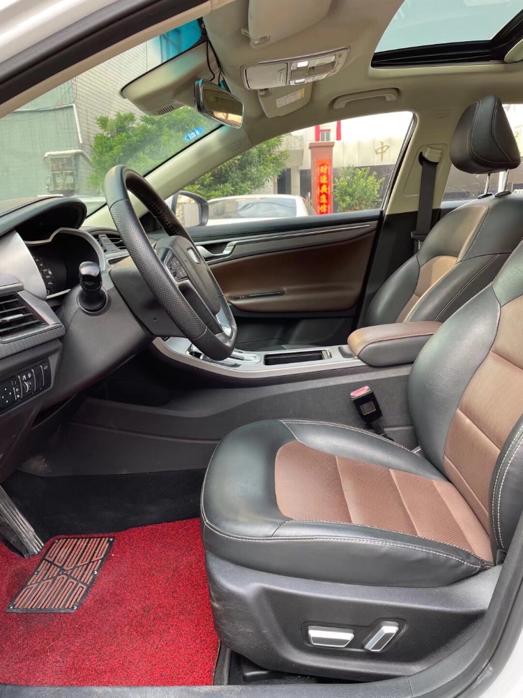 中山18年吉利帝豪GL5