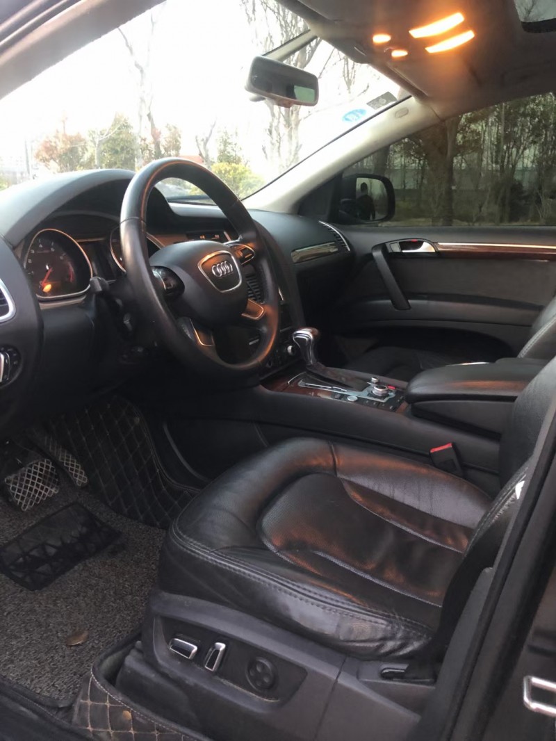 徐州12年奥迪Q77