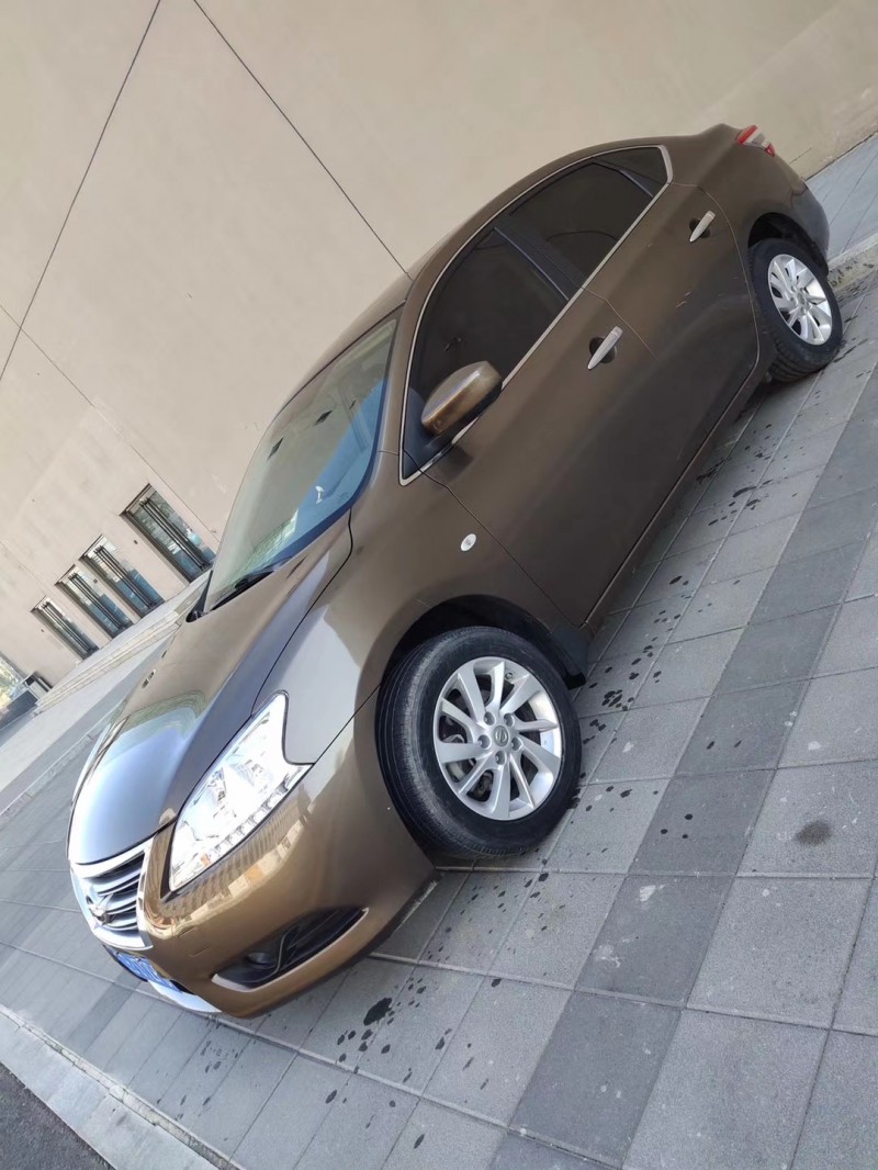 營口13年日產軒逸3