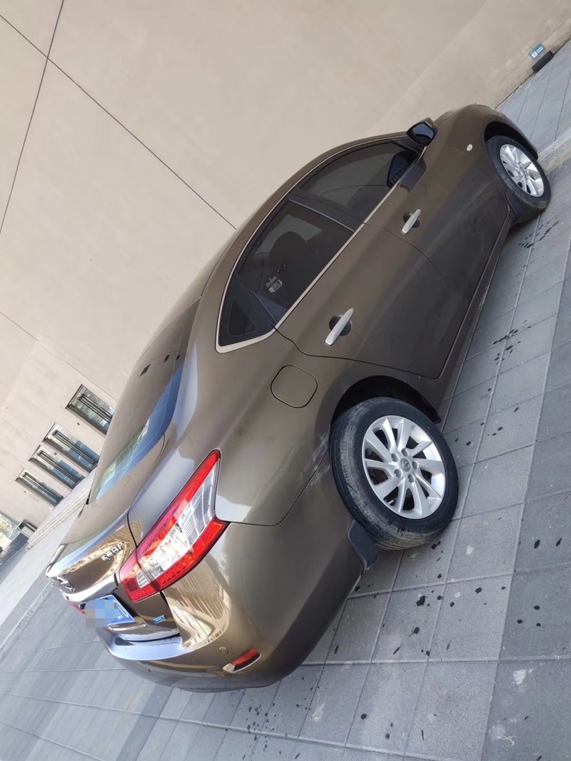 營口13年日產軒逸7