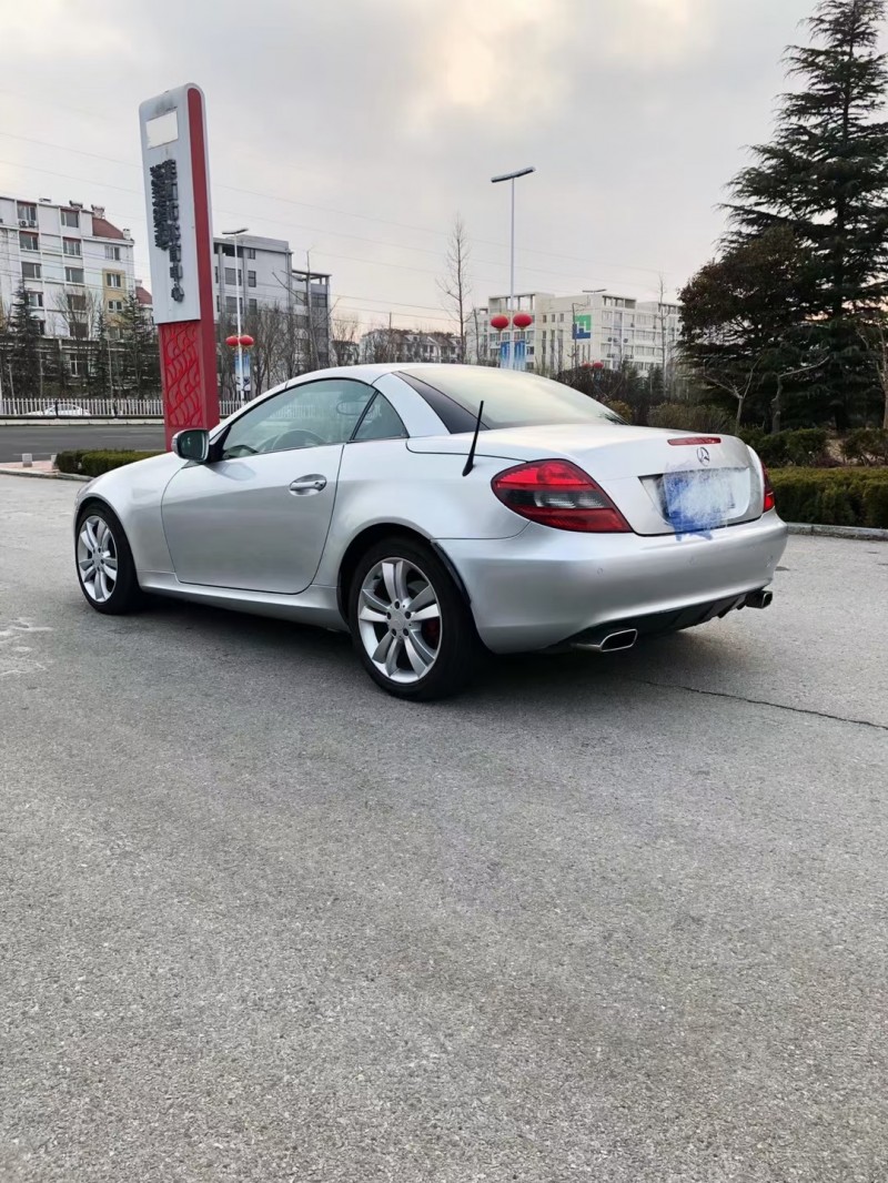 潍坊11年奔驰SLK6