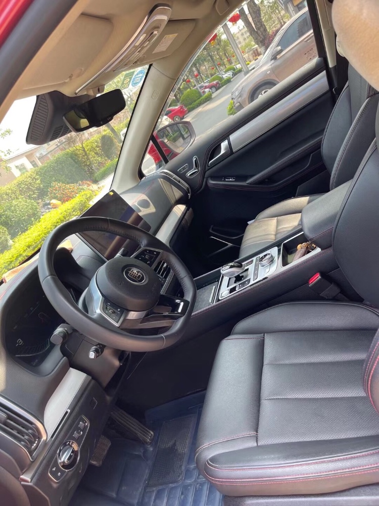 中山19年比亚迪唐5