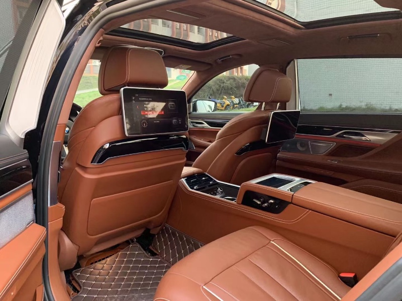 成都19年宝马7系6