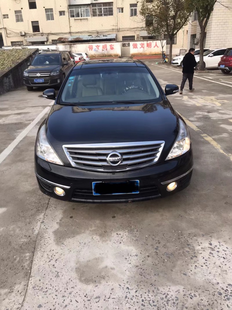 安慶10年日產天籟1