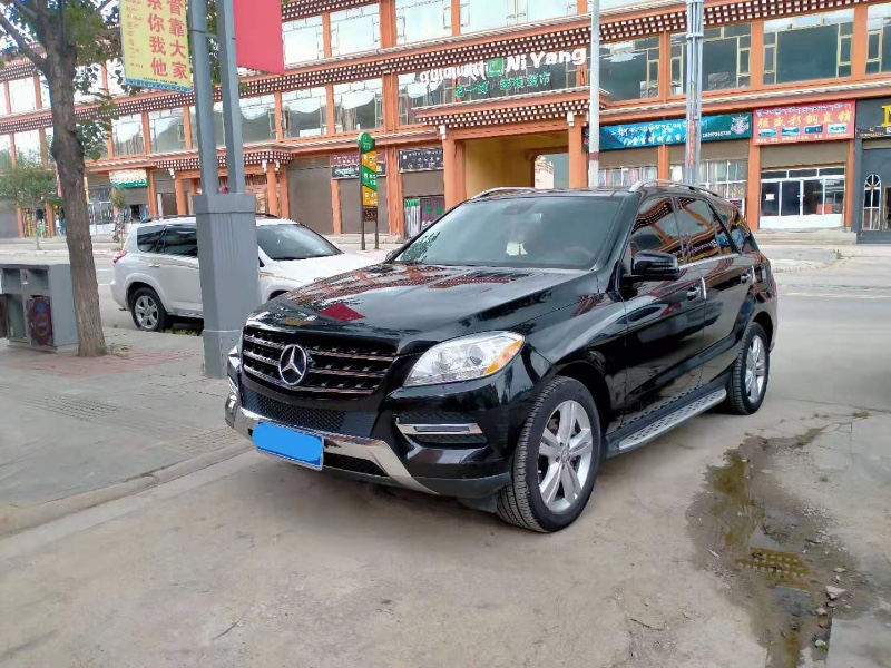 成都14年奔驰GL级AMG1