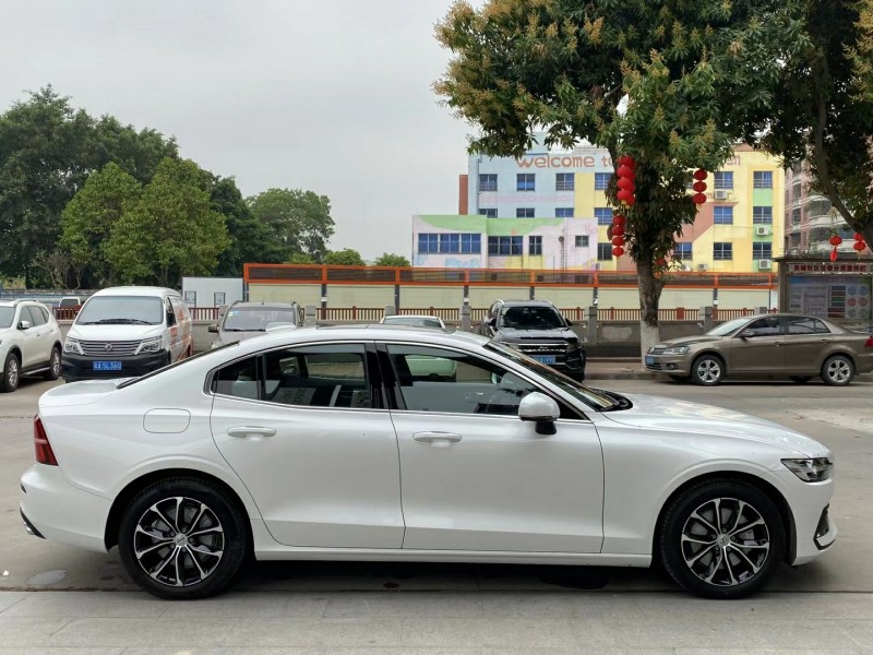 广州21年沃尔沃S60L4